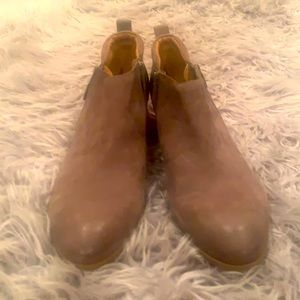 Franco Sarto ankle boots